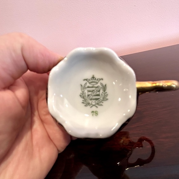 Weimar Katharina Miniature Porcelain Echt Kobalt and Gold Coffee Cup and Saucer - Picture 9 of 13